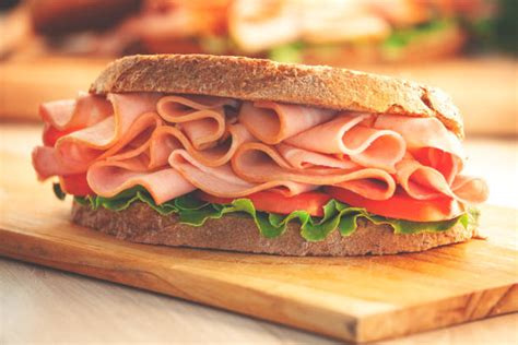 How Many Calories in a Ham Sandwich? - Health & Detox & Vitamins