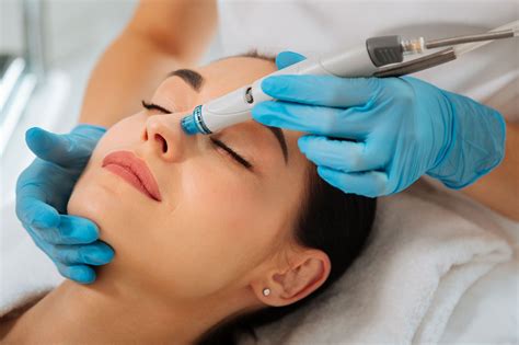 Hydrodermabrasion + Machine - Lex Cosmetic Clinic