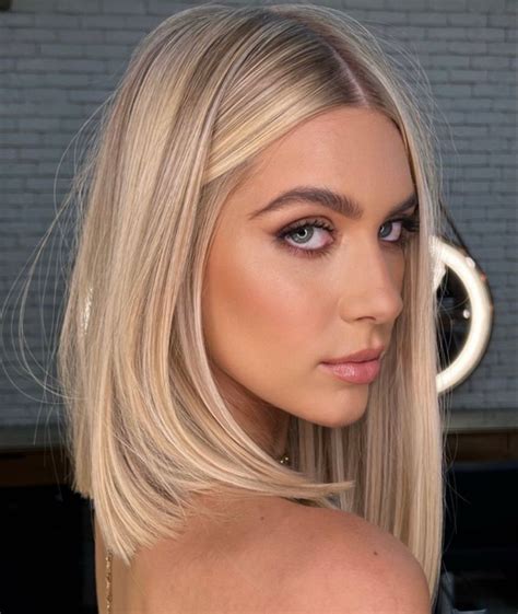 Pin di Léia Stevanatto su Cabelo Curto | Colori dei capelli biondi ...