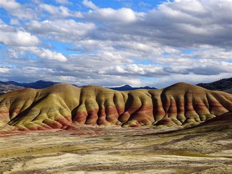 PAINTED HILLS OREGON - The Perfect Painted Hills Vacation ǀ Plan Your Visit to The John Day ...