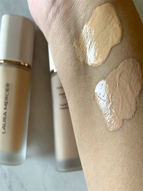 Laura Mercier Real Flawless Weightless Perfecting Foundation Review And ...