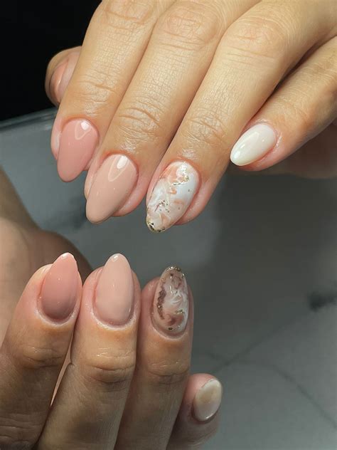 uñas marmoleadas in 2024 | Mauve nails, Cute nails, Manicure