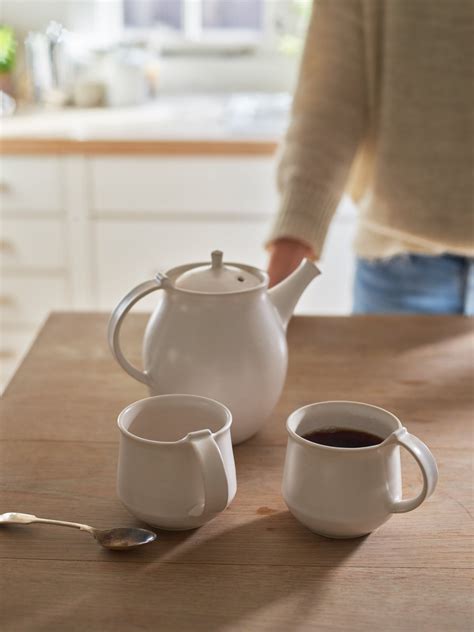 Handmade Ceramic Heritage Mug | Rowen & Wren