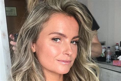 dit zijn de  mooiste nederlandse vrouwen boven de  jaar