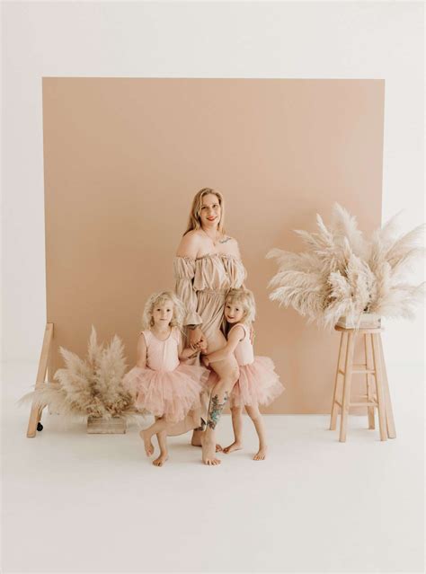 Meet Natasha Krohn – CanvasRebel Magazine
