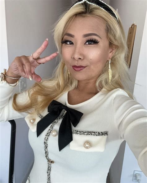Raina Huang (@thequeenraina) • Instagram photos and videos
