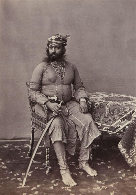 105 старинных фотографий людей и архитектуры Индии 19-го века