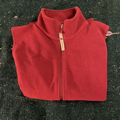 Sleeveless Woolrich Fleece Size - womens/mens... - Depop