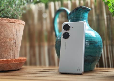 Asus ZenFone 10: Neues Premium-Smartphone ist offiziell