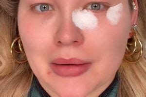 Відома блогерка показала, навіщо потрібний білий консилер