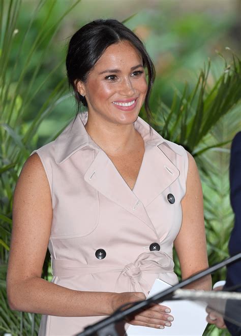 This One Detail About Meghan's Mole On Twitter Changed EVERYTHING Image 14