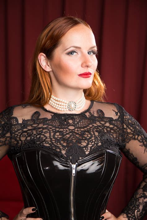 TW Pornstars - BDSM_Femdom. Twitter. Cassandra van Cane #Femdom #