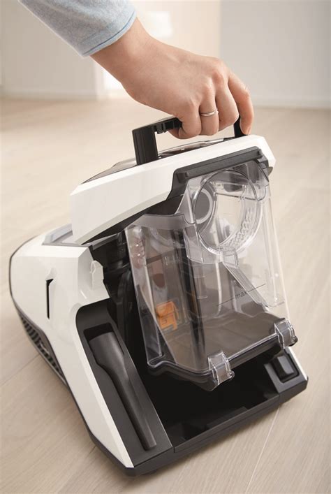 Werbung: Miele Blizzard CX1 Staubsauger im Test