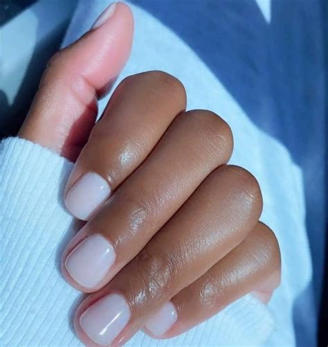 Routine guide to clean and healthy-looking nails
