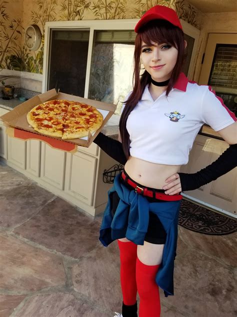 Sneaky's Pizza Delivery Sivir. The trap war escalates. : r/Sivir