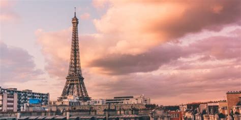 The Eiffel Tower is in need of repair - The Boar