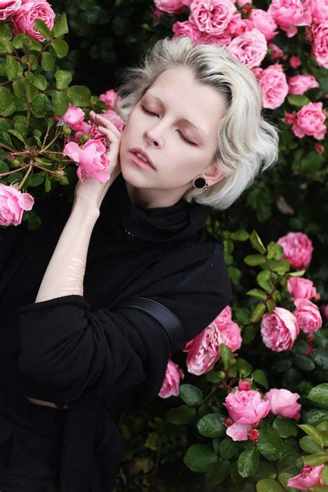Yana Kryukova/ Яна Крюкова | Portrait, Pretty people, Poses
