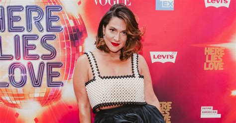 Discover the Powerful Voice of Shoshana Bean in Her Upcoming Concert 9