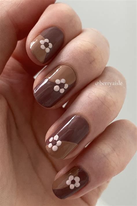 Brown Fall Nail Designs | Nail art, Nail colors, Nail designs