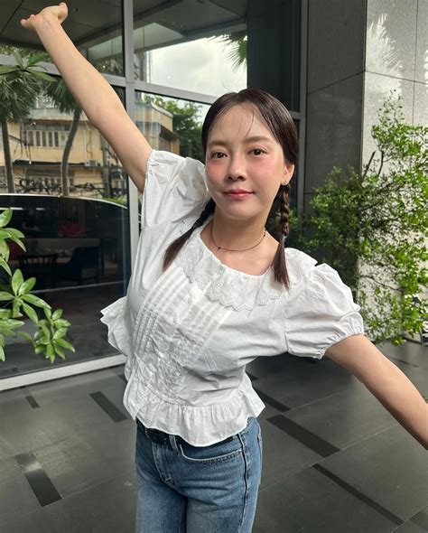 43-year-old Actress Song Ji-hyo Showed Off Youthful Beauty After ‘600