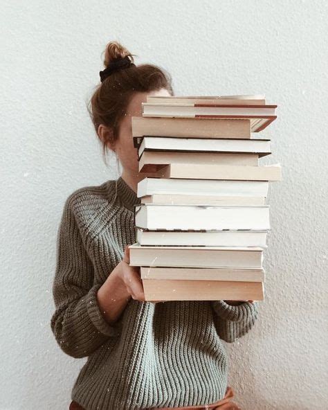 Идеи на тему «Девушка с книгой» (23) | фотосессия, книжная фотография ...