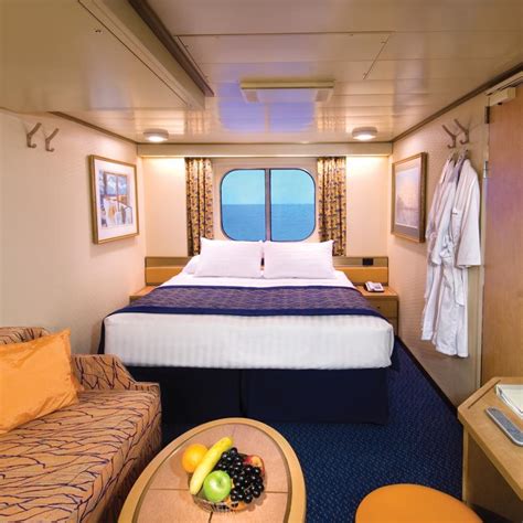 cabin details oosterdam planet cruise
