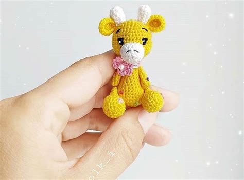 Маленькие игрушки амигуруми крючком: схема вязания жирафа