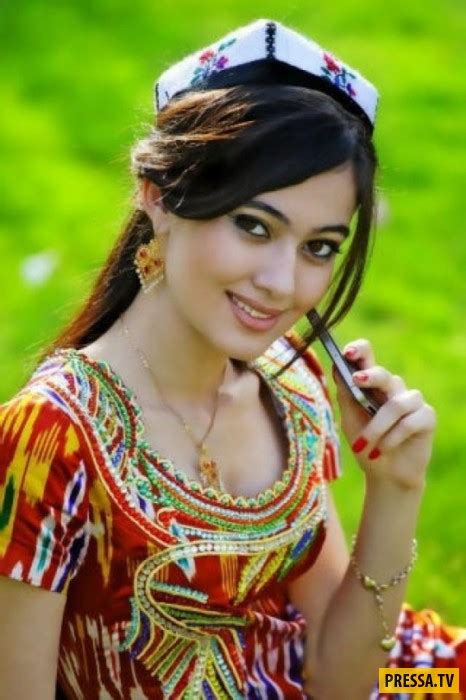 Красивые девушки из Таджикистана (30 фото)