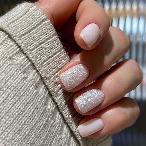 A Complete Guide To Creating Beautiful Short White Glitter Nails That Look Clean Sophisticated And Very Trendy 19