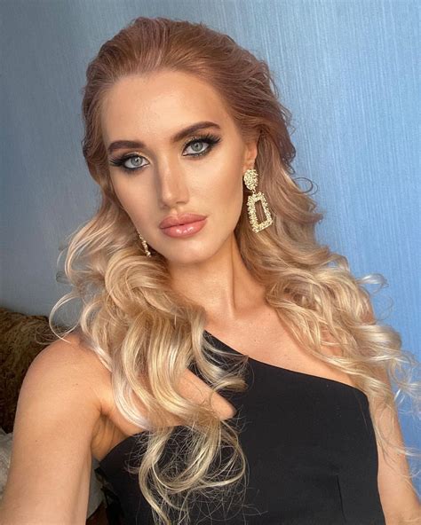 Zhanna Kovaleva - Bio, Age, Height, Wiki | Models Biography