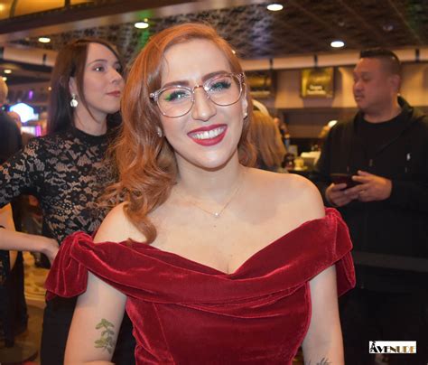 TW Pornstars - AVENUDE.COM. Twitter. AVN Red Carpet 2020 #tbt #fbf #