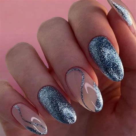 Гел лак с частици Glitter Disco №39 - LuXx Nails - гел лакове, гелове ...