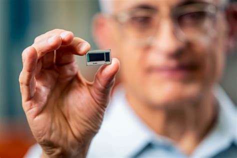 Intel разработала стеклянные подложки для будущих процессоров — i2HARD