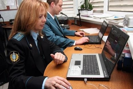 Как узнать долги у судебных приставов онлайн.