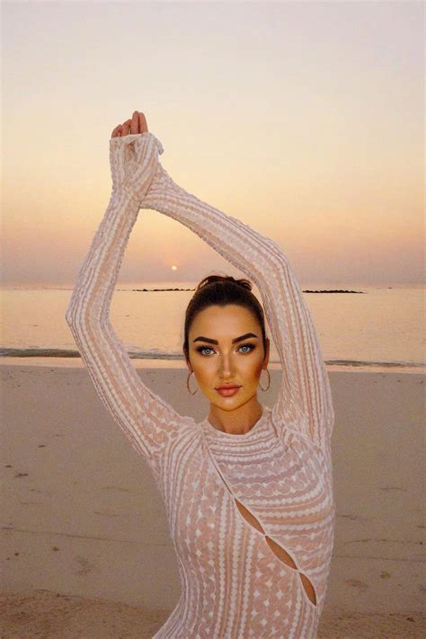 Alena, Russian escort in Abu Dhabi (2)