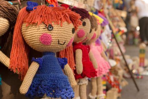 Where to Sell Your Knitted Items - Home Income Guides