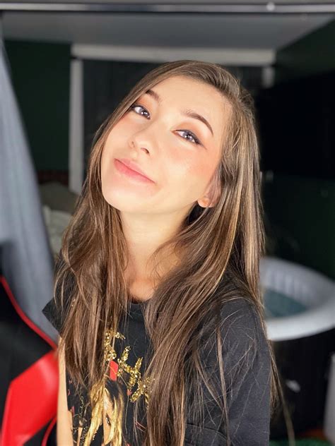 kaisa ! 🐸🐸 on Twitter: "where da night owls at 🌘🦉