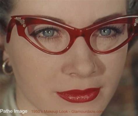 1960s Cat Eye Makeup