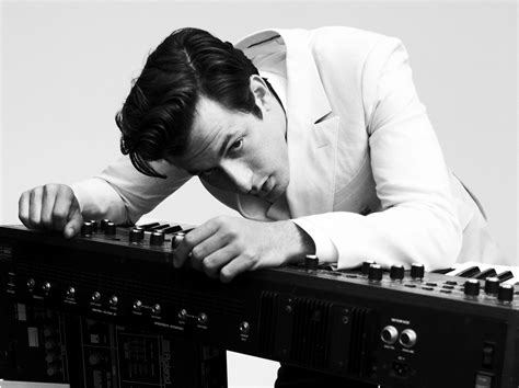 Słynny Mark Ronson w Warszawie - Dziennik.pl