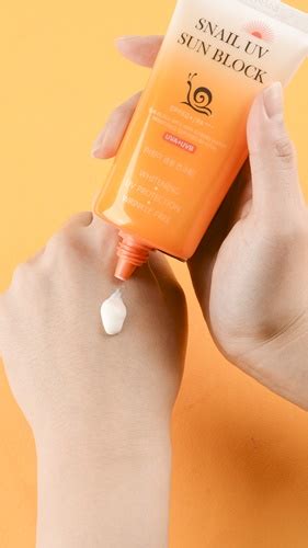 Snail UV Sun Block Cream SPF50 PA+++ - Cokó Cosmética Koreana
