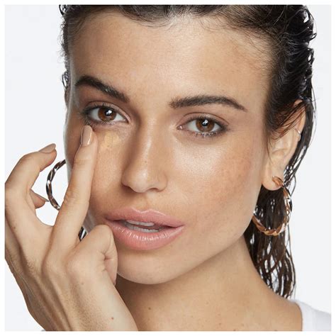 Becca Корректор Under Eye Brightening Corrector, оттенок Fair/Light ...