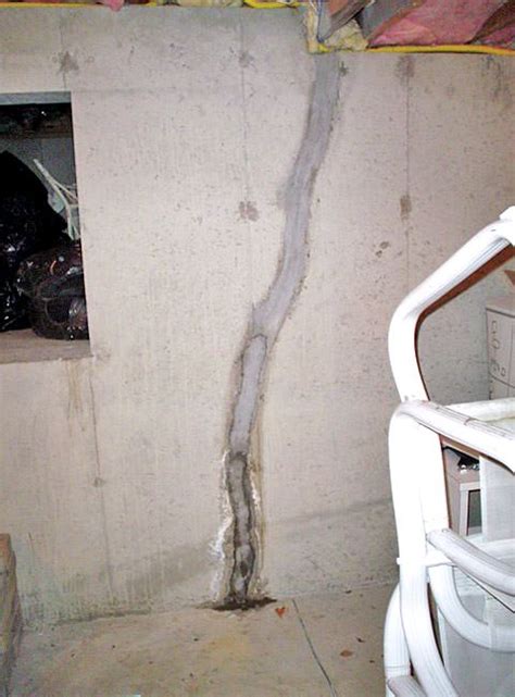 Basement Floor & Wall Crack Repair | Repair Leaking Cracks in Foundation Wall in Stamford ...