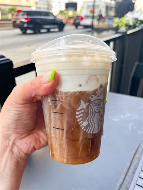 Starbucks White Chocolate Macadamia Cream Cold Brew Review