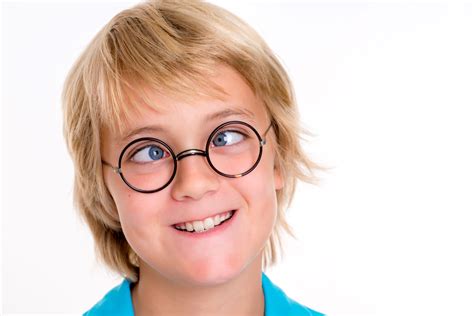 strabismus types symptoms  treatment