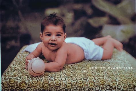 Freddie Mercury (color by Angelina Karpunina)