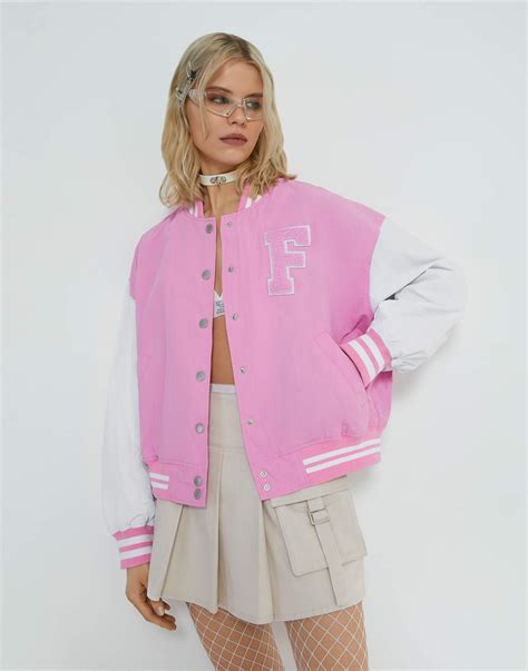 Розовый бомбер oversize колор-блок GOW003755-2 купить по цене от 549 ...