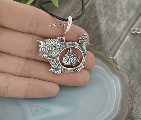 Серебряная подвеска Котик с рыбкой купить