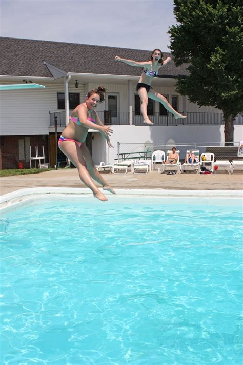 Winnetonka Cheer: Pool Party