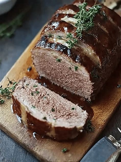 Savory Venison Meatloaf with Bacon for Ultimate Comfort Meals