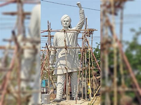 life statue  bhagat singh ready